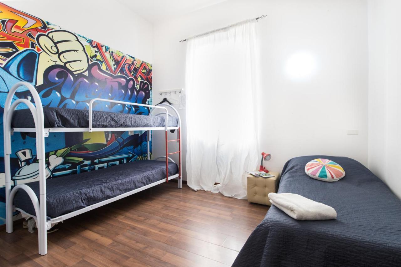 Hostal Hostel Roma Pyramid